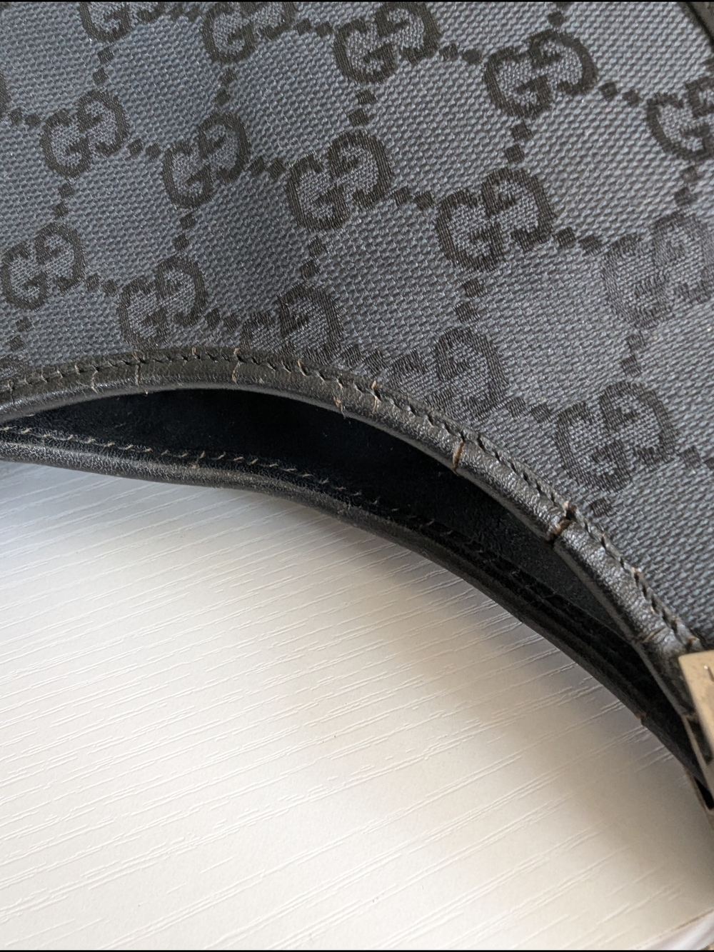 vintage Gucci Jackie Bardot Hobo Bag, recognized by its classic half-moon - Picture 11 of 16
